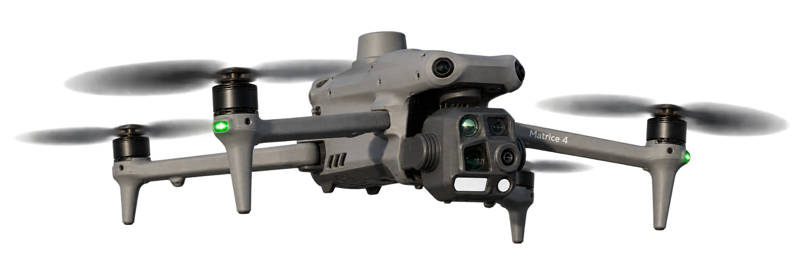 Drone DJI Matrice 4T voando da esquerda para a direita